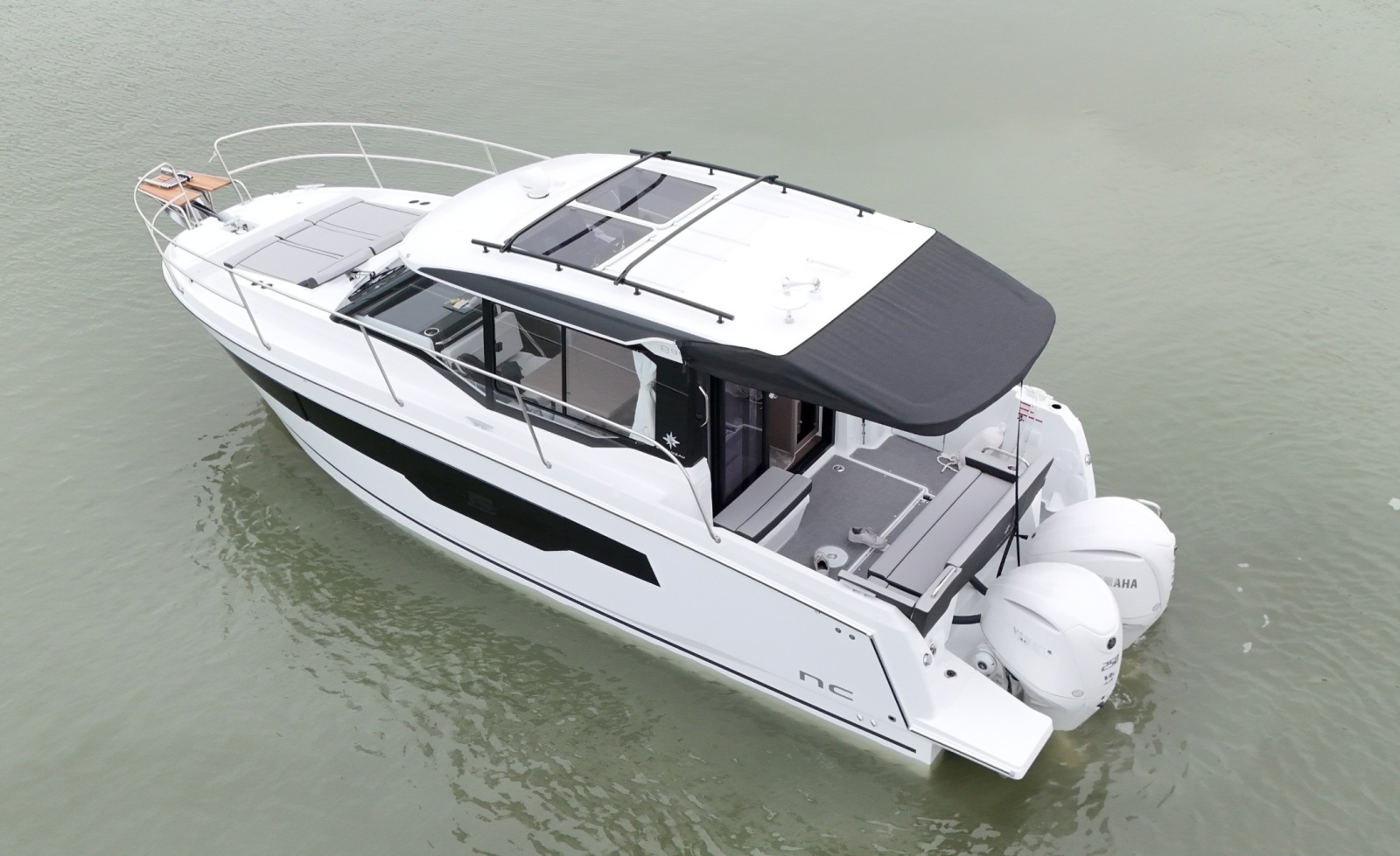 29ft Jeanneau Yacht For Sale