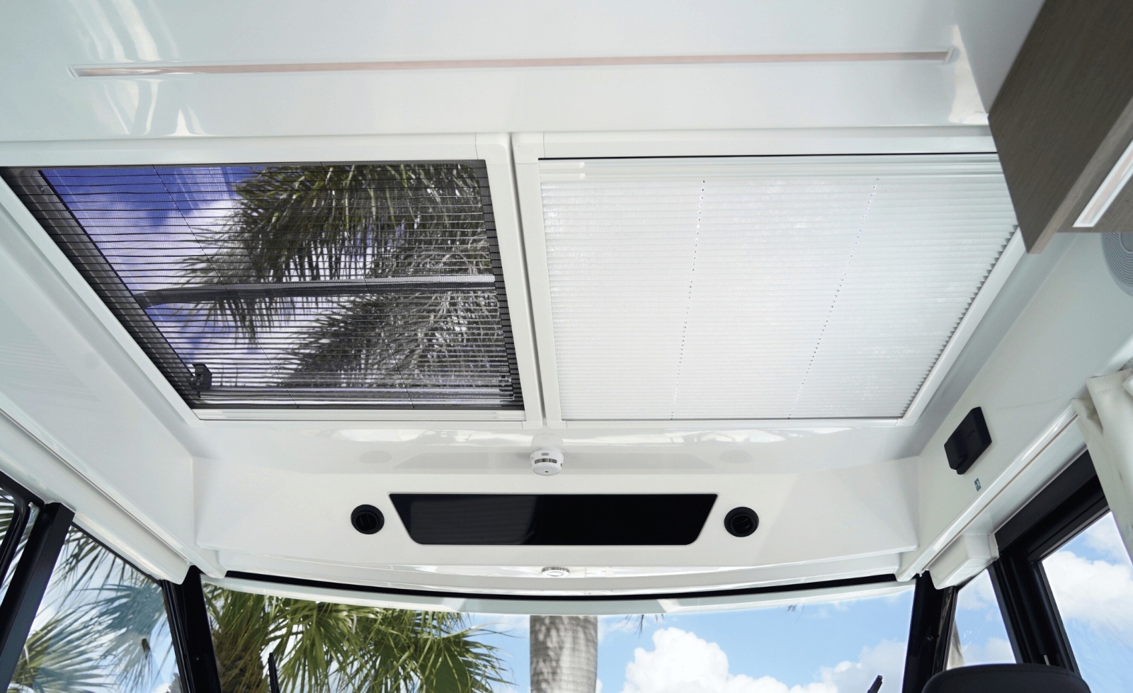 29ft Jeanneau Yacht For Sale