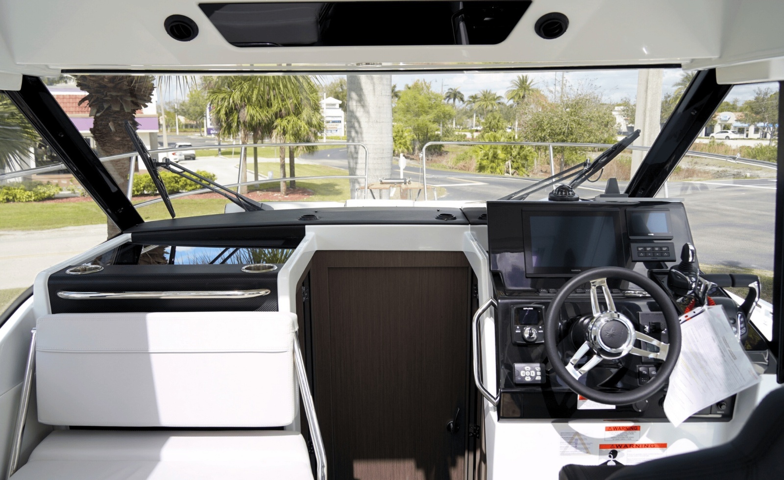 29ft Jeanneau Yacht For Sale