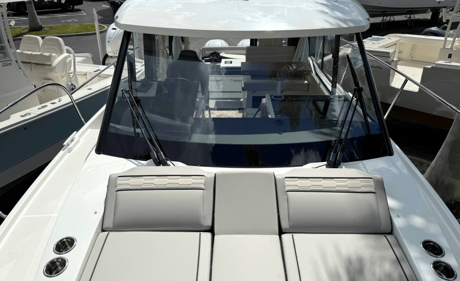 29ft Jeanneau Yacht For Sale