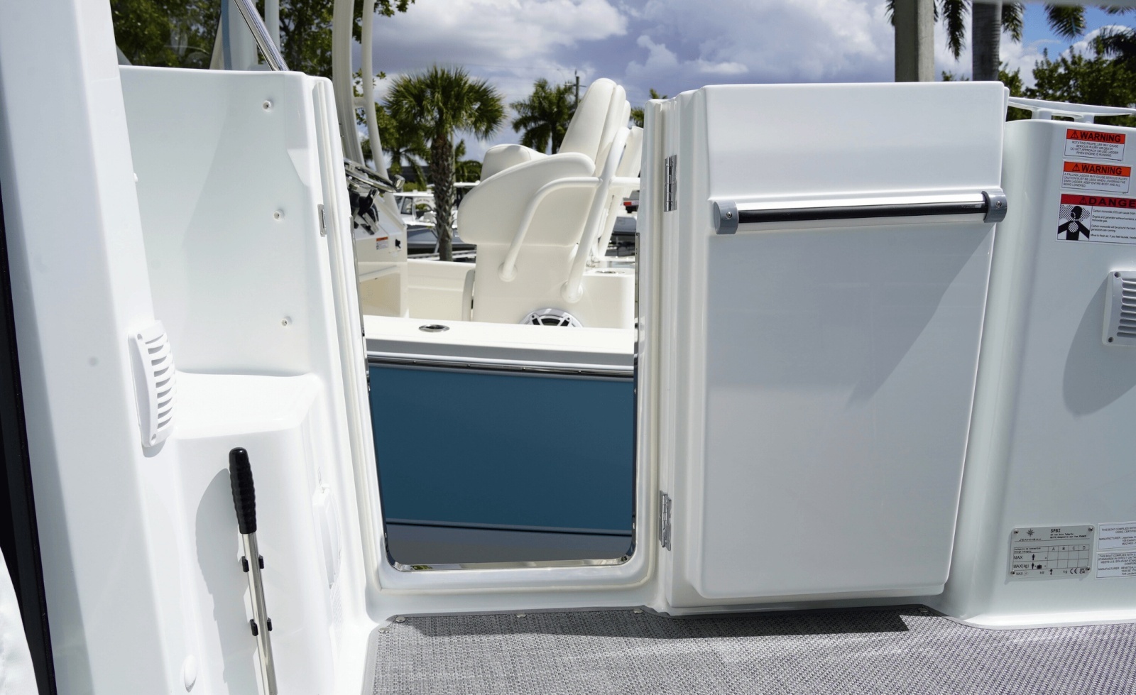 29ft Jeanneau Yacht For Sale