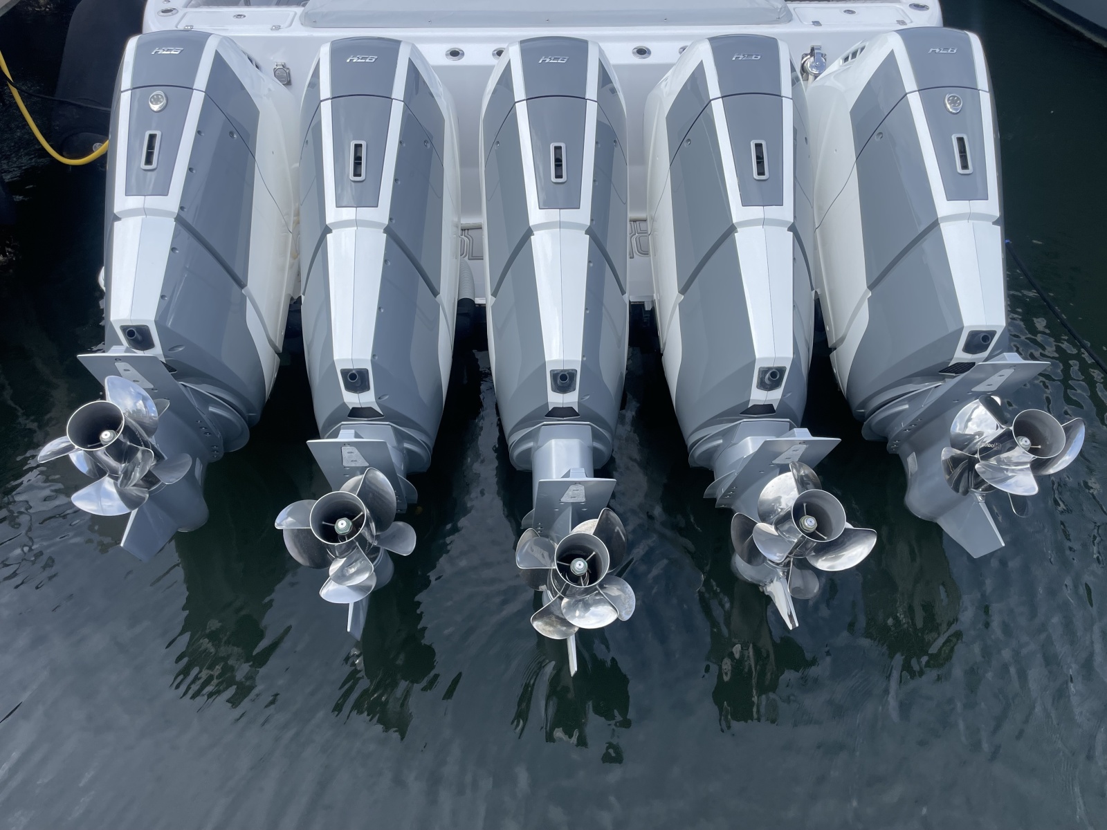 56' 2025 HCB 56 Suenos