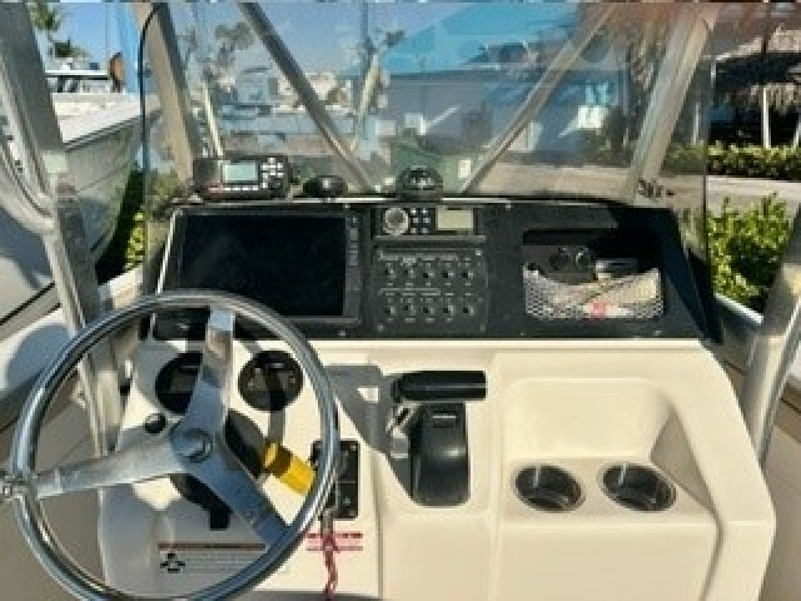 22' 2019 Scout 215 XSF