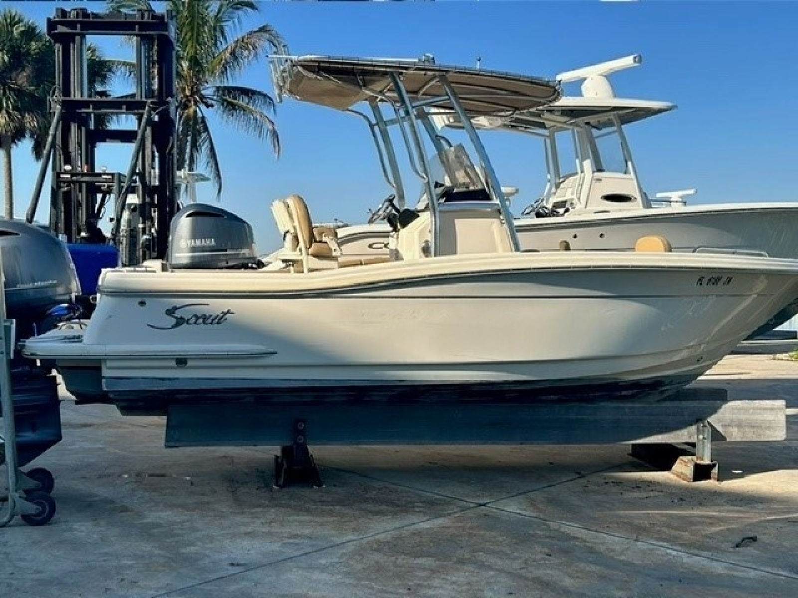 22' 2019 Scout 215 XSF