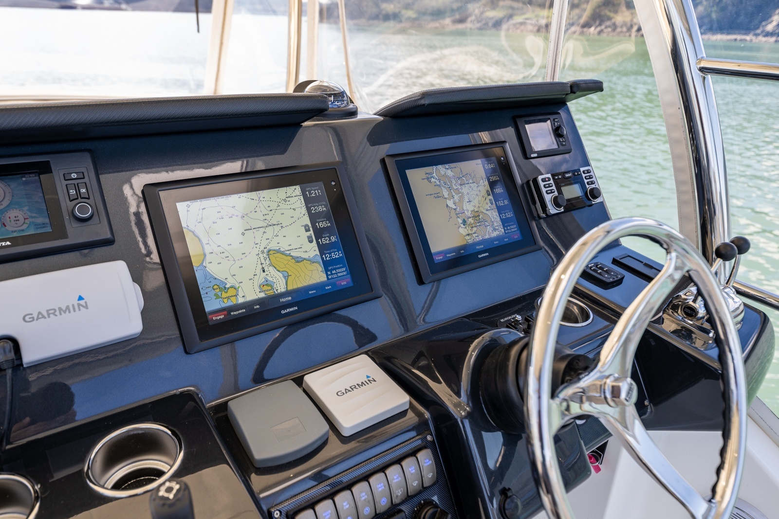 2011 Riviera 43 Open Flybridge