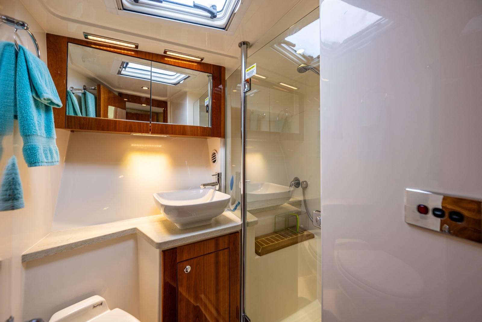 43' 2011 Riviera 43 Open Flybridge