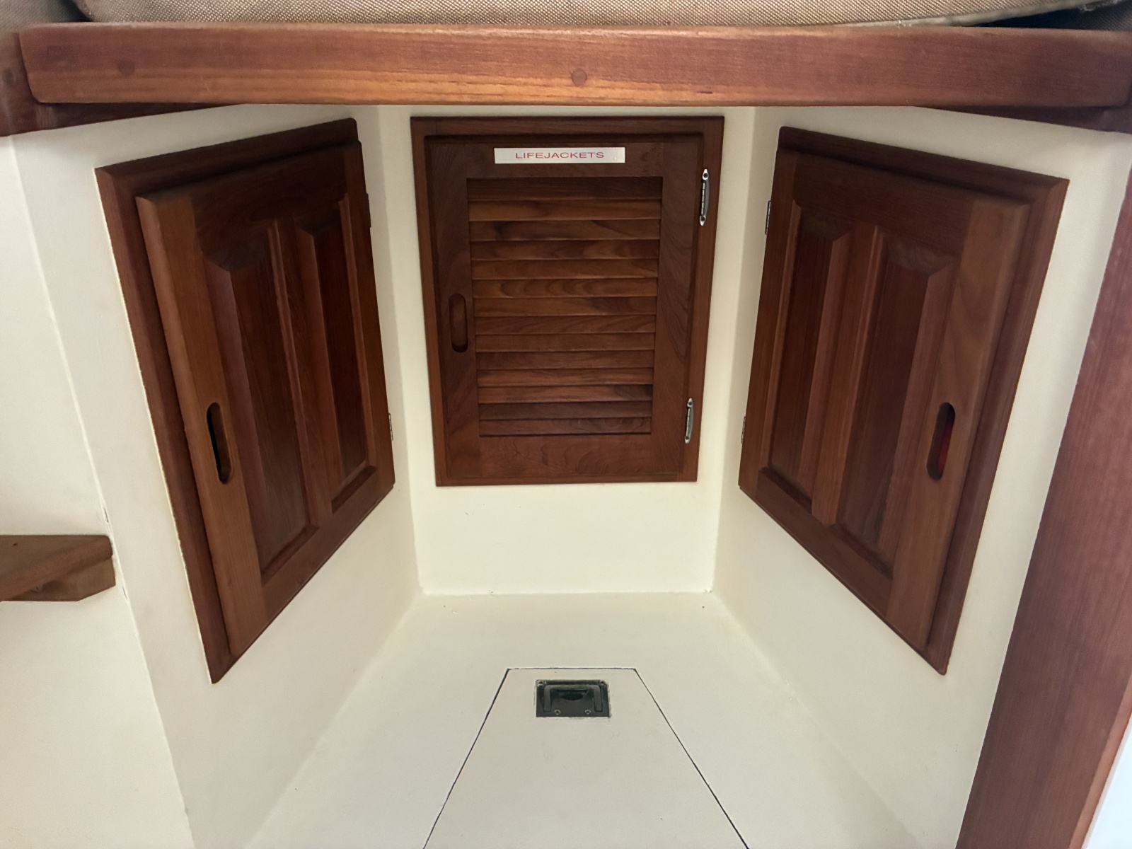 35' 1989 Duffy 35 Flybridge