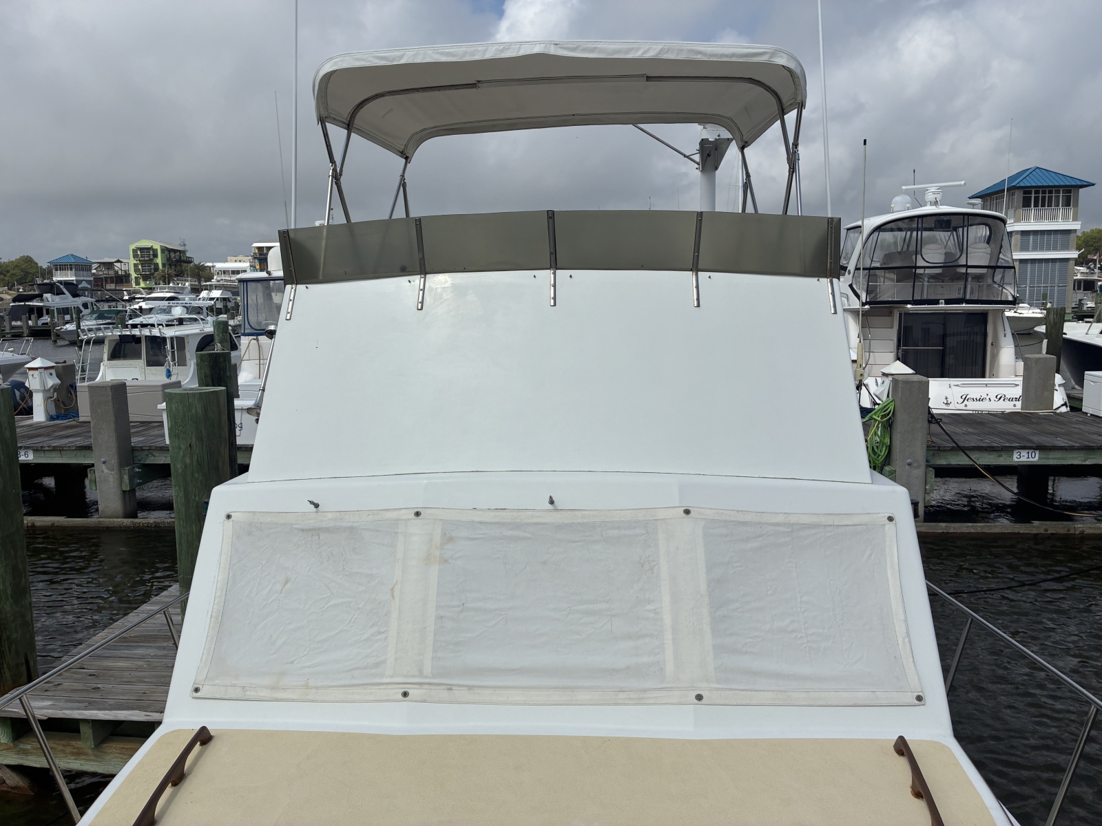 35' 1989 Duffy 35 Flybridge