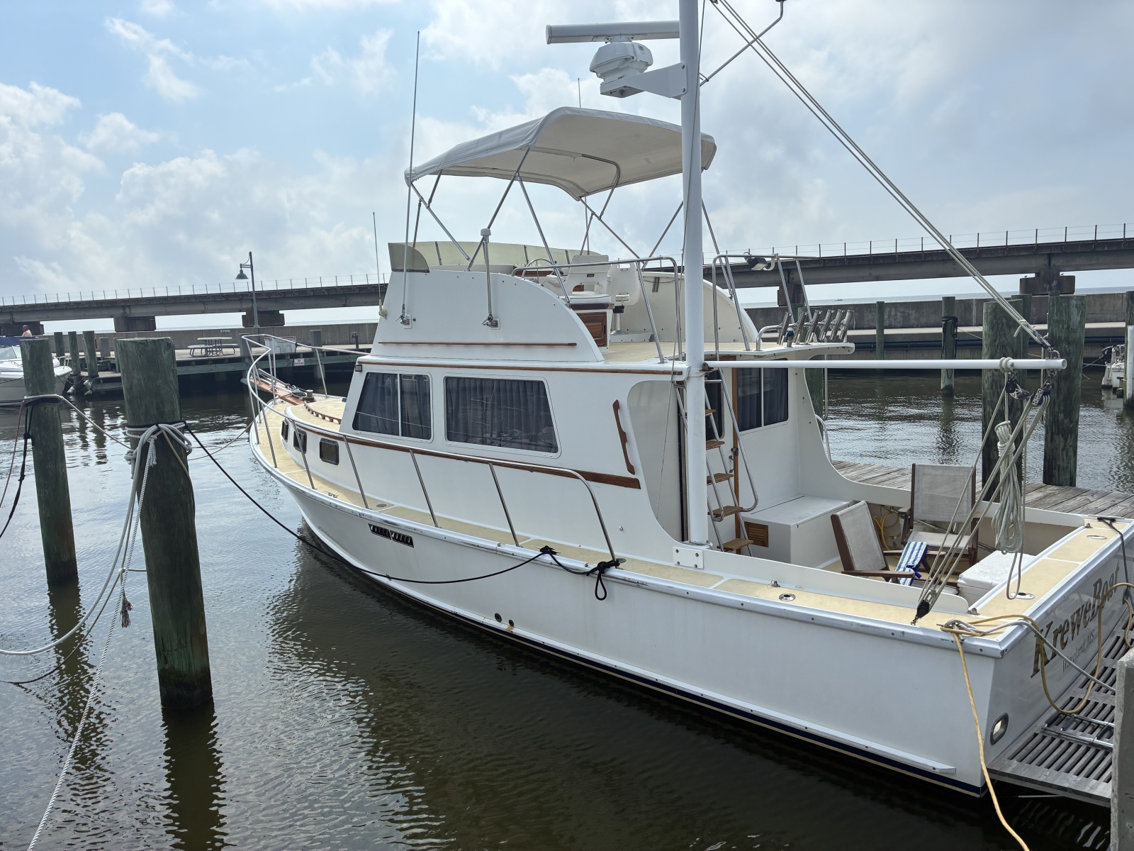 35' 1989 Duffy 35 Flybridge