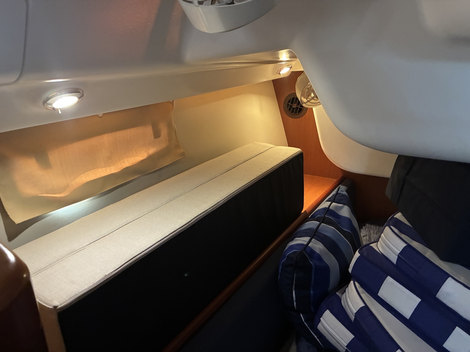 2008 Beneteau Oceanis 43 - 