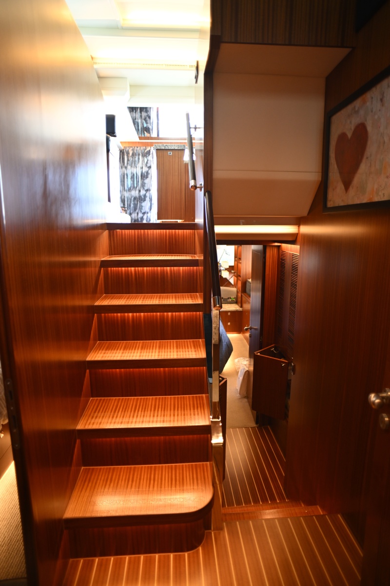 56' 2020 Horizon E56