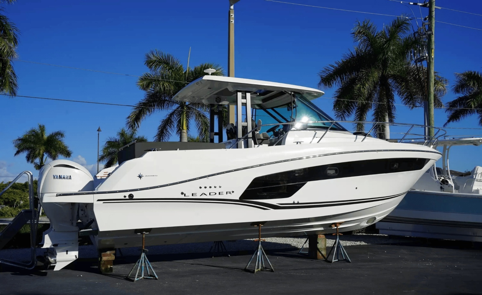 35ft Jeanneau Yacht For Sale