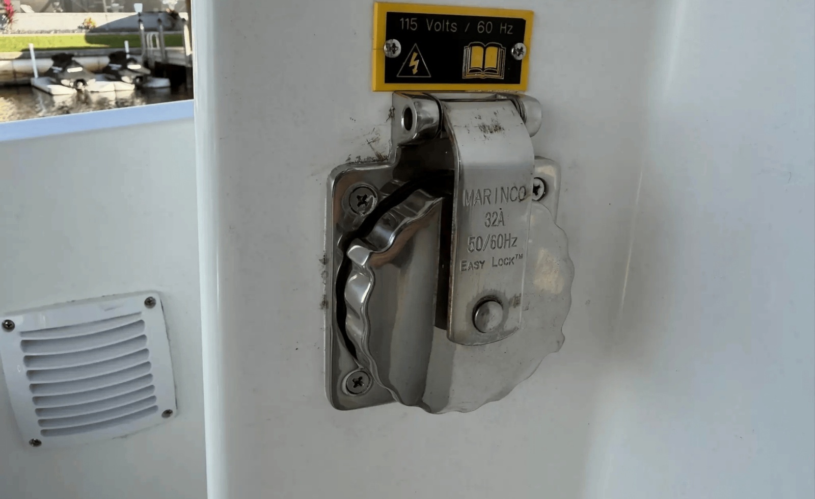 26ft Jeanneau Yacht For Sale