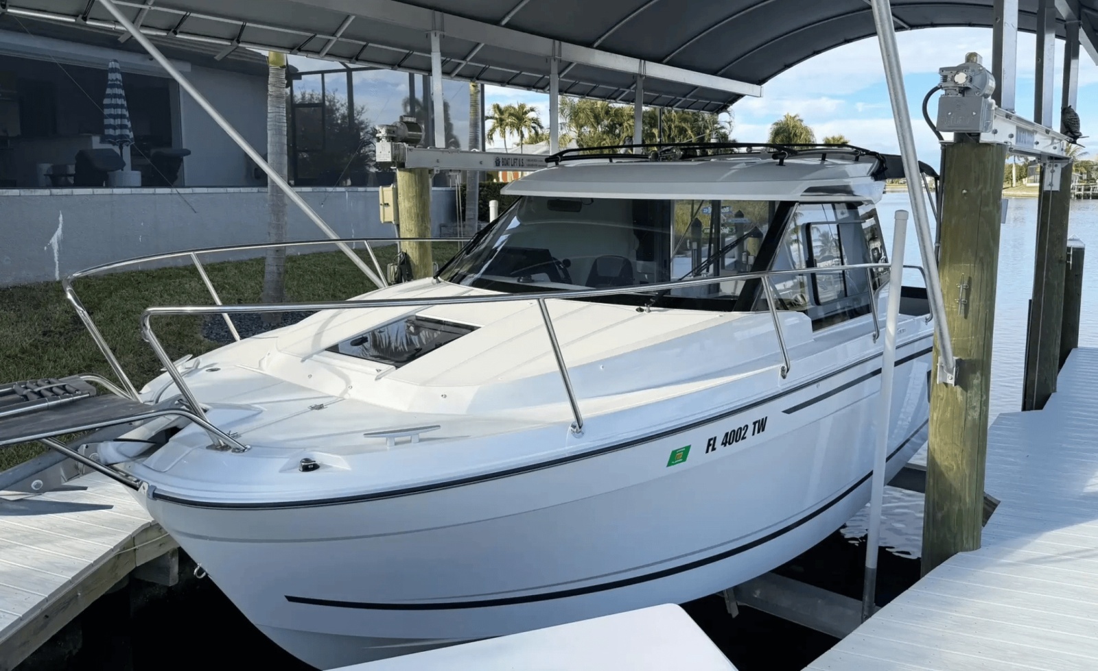 26ft Jeanneau Yacht For Sale