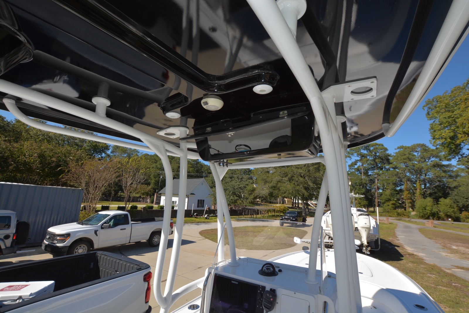 Hot Hooks II 25ft Contender Yacht For Sale