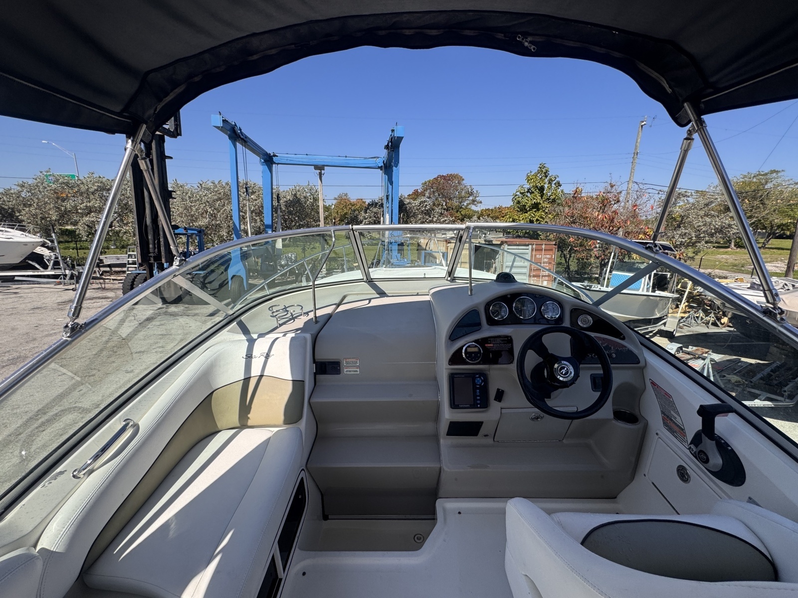 26ft Sea Ray Yacht For Sale