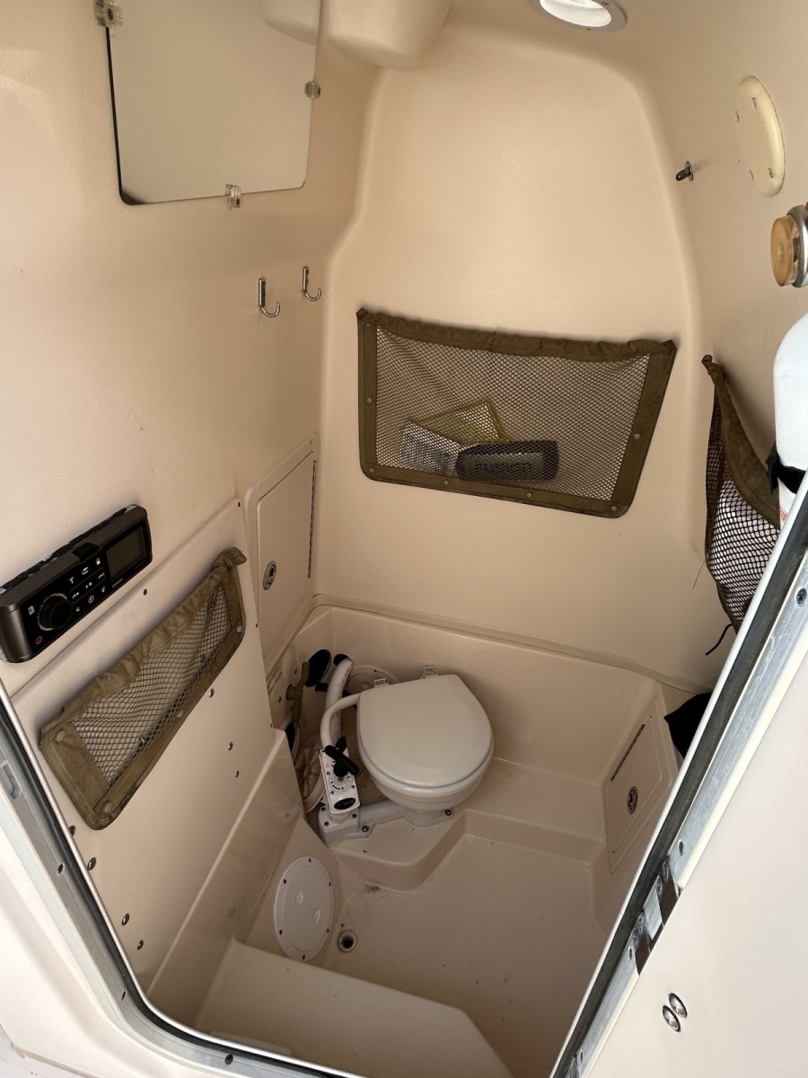 27ft Grady White Yacht For Sale