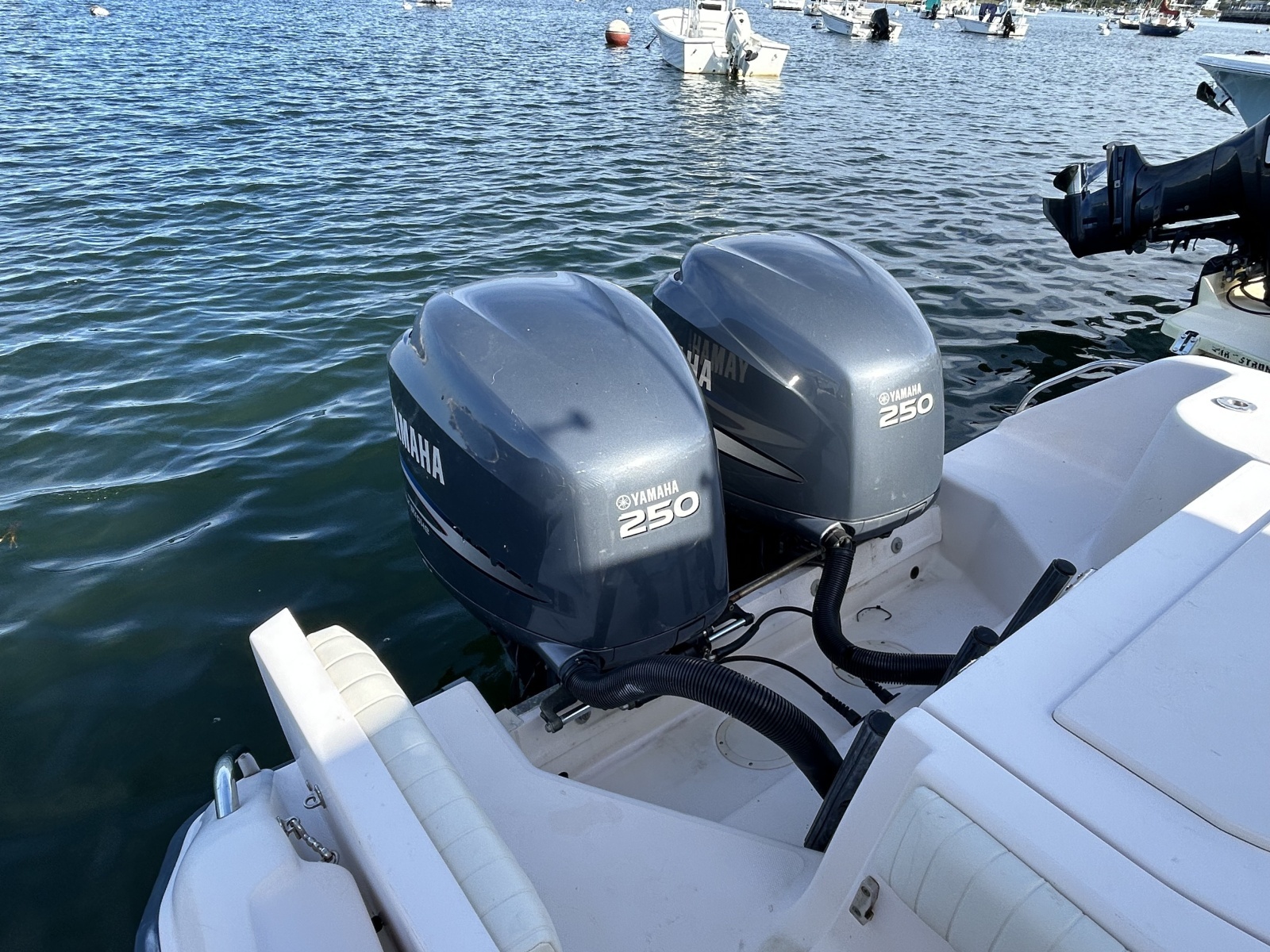 27ft Grady White Yacht For Sale