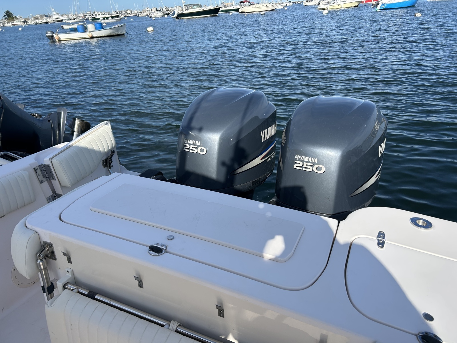 27ft Grady White Yacht For Sale