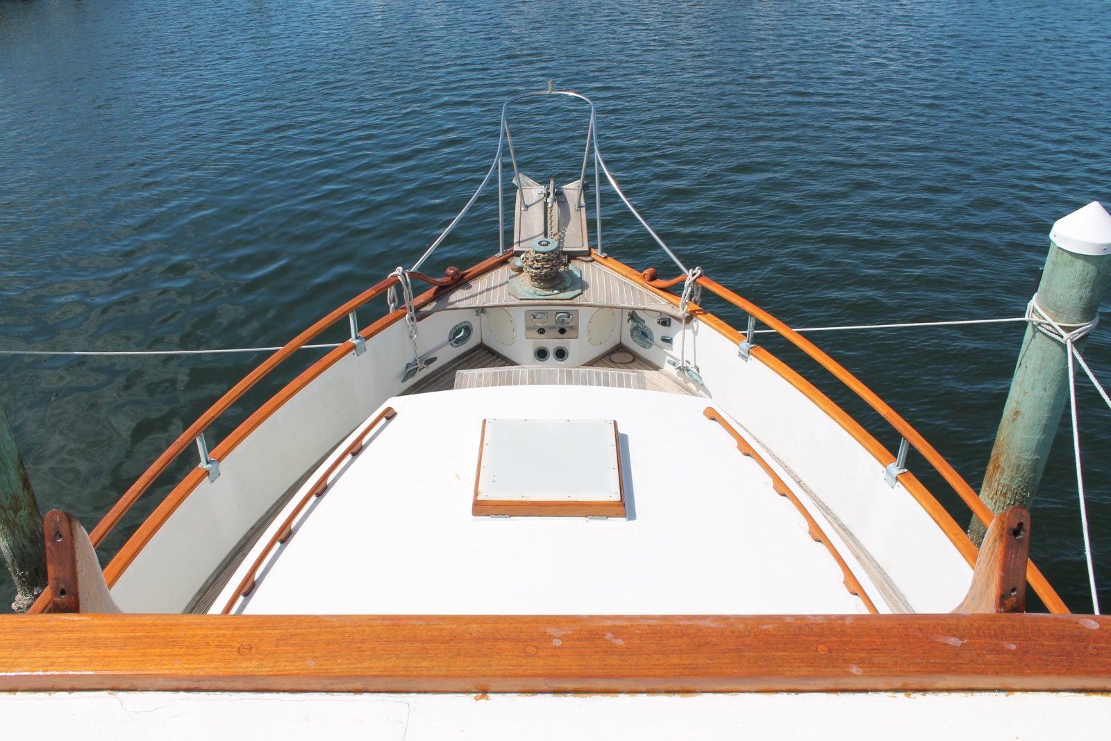 42' 1987 Grand Banks 