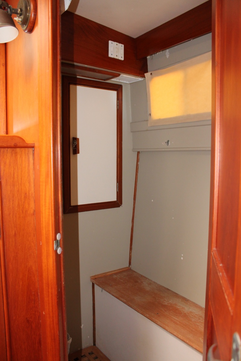 42' 1987 Grand Banks 