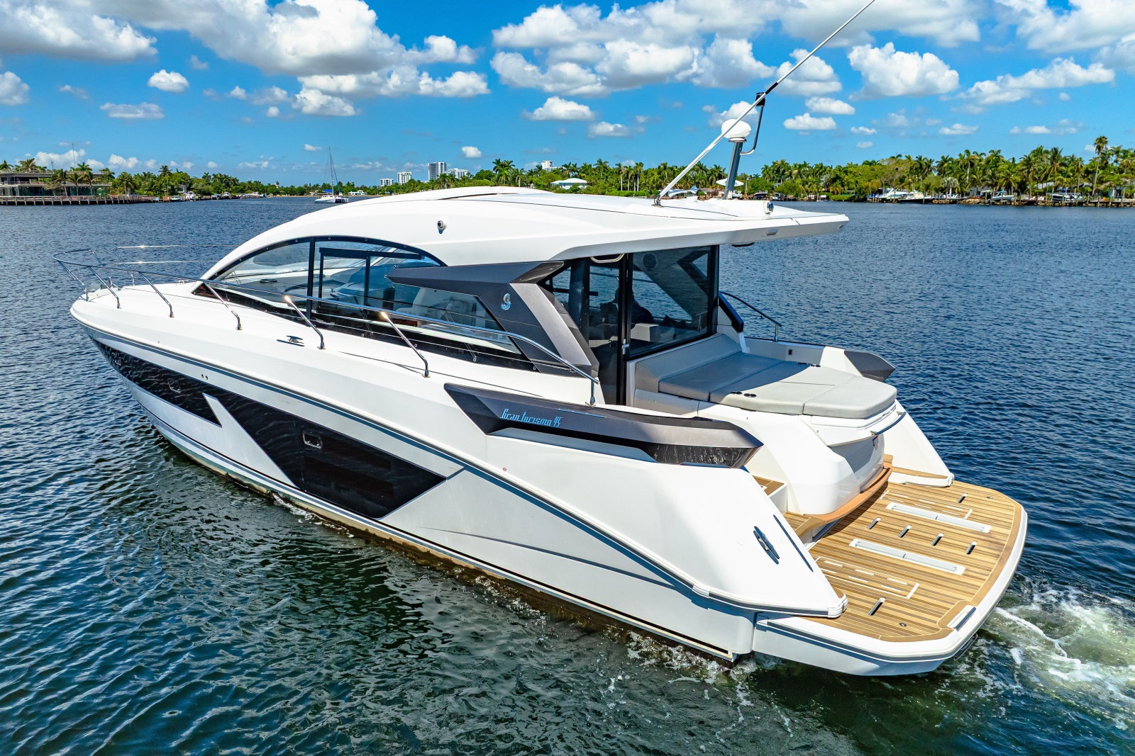 45' 2024 Beneteau Gran Turismo 45