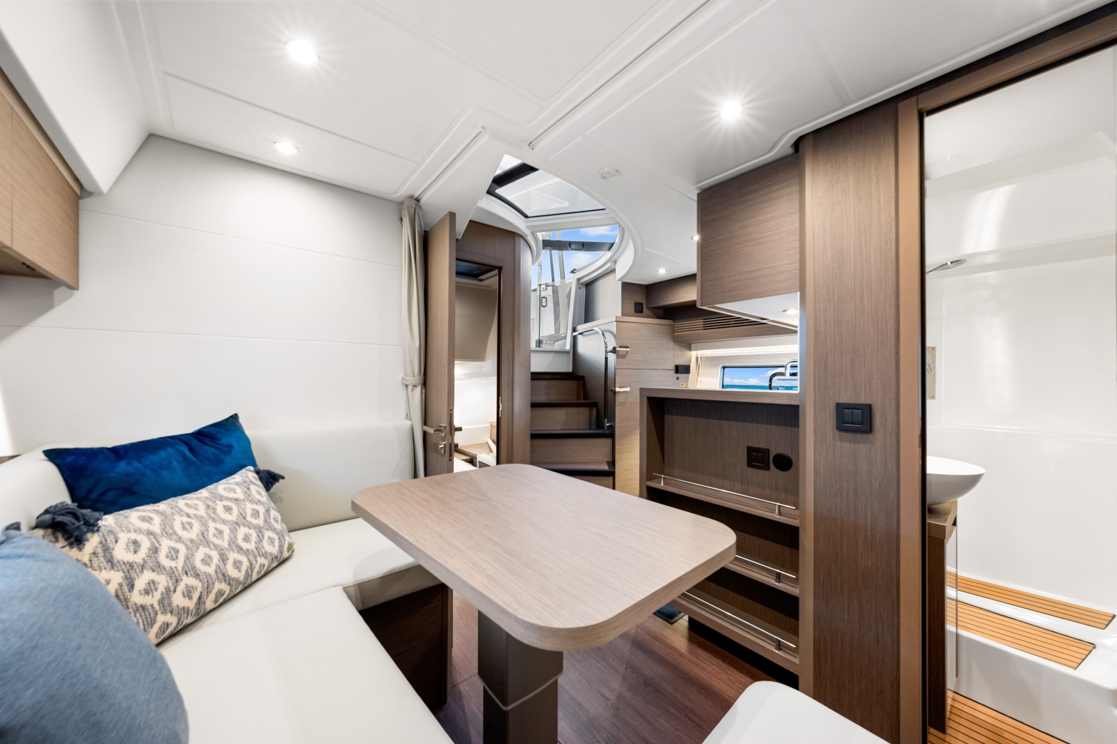 45' 2024 Beneteau Gran Turismo 45