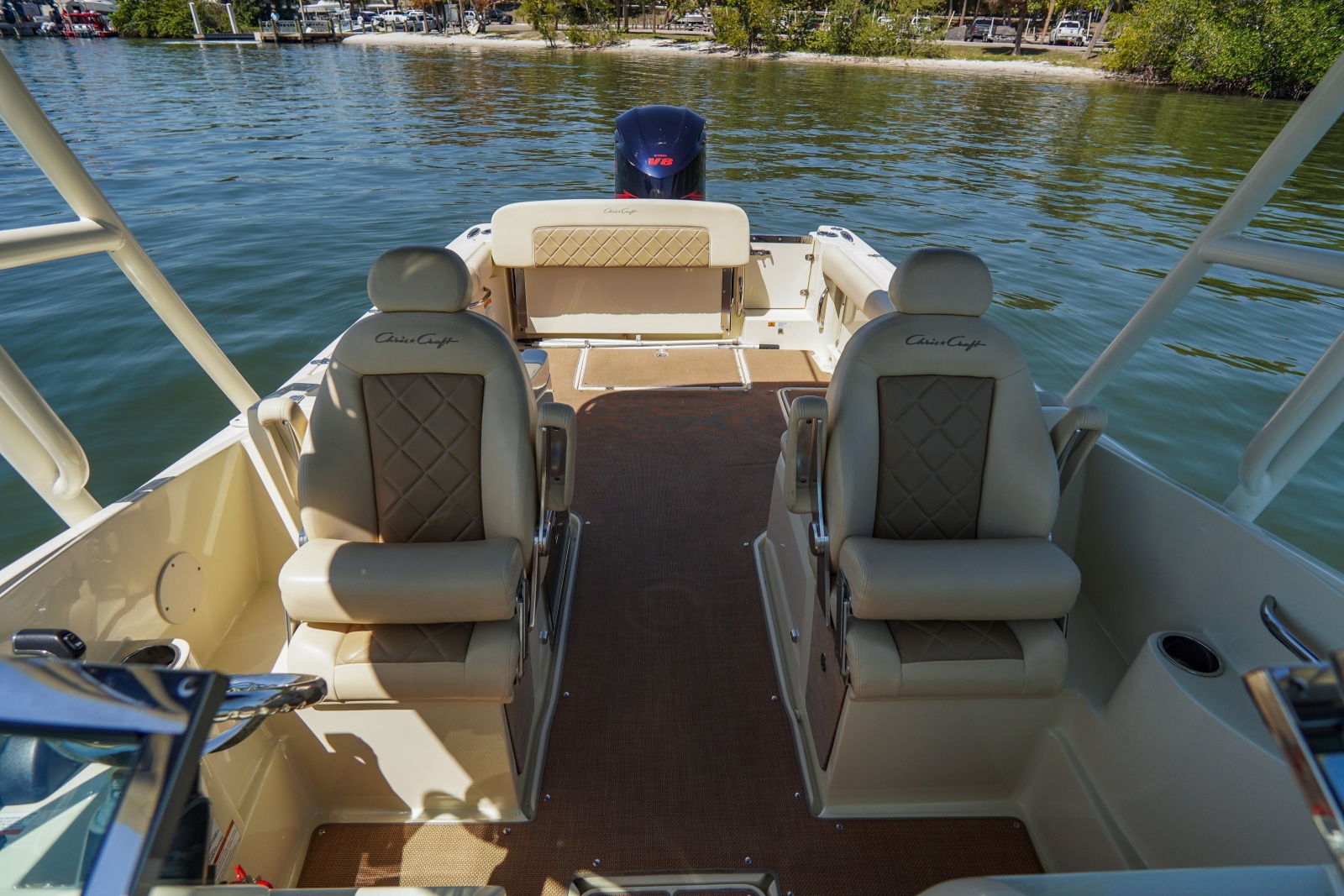 26' 2017 Chris-Craft 