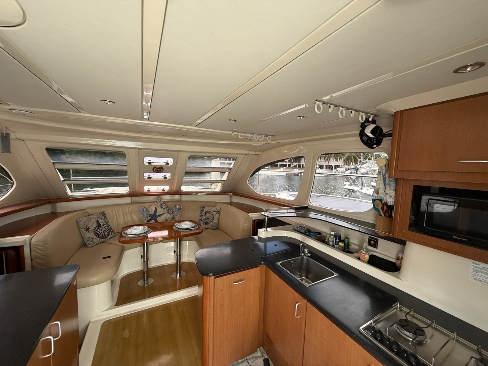 Bajer 37ft Leopard Yacht For Sale