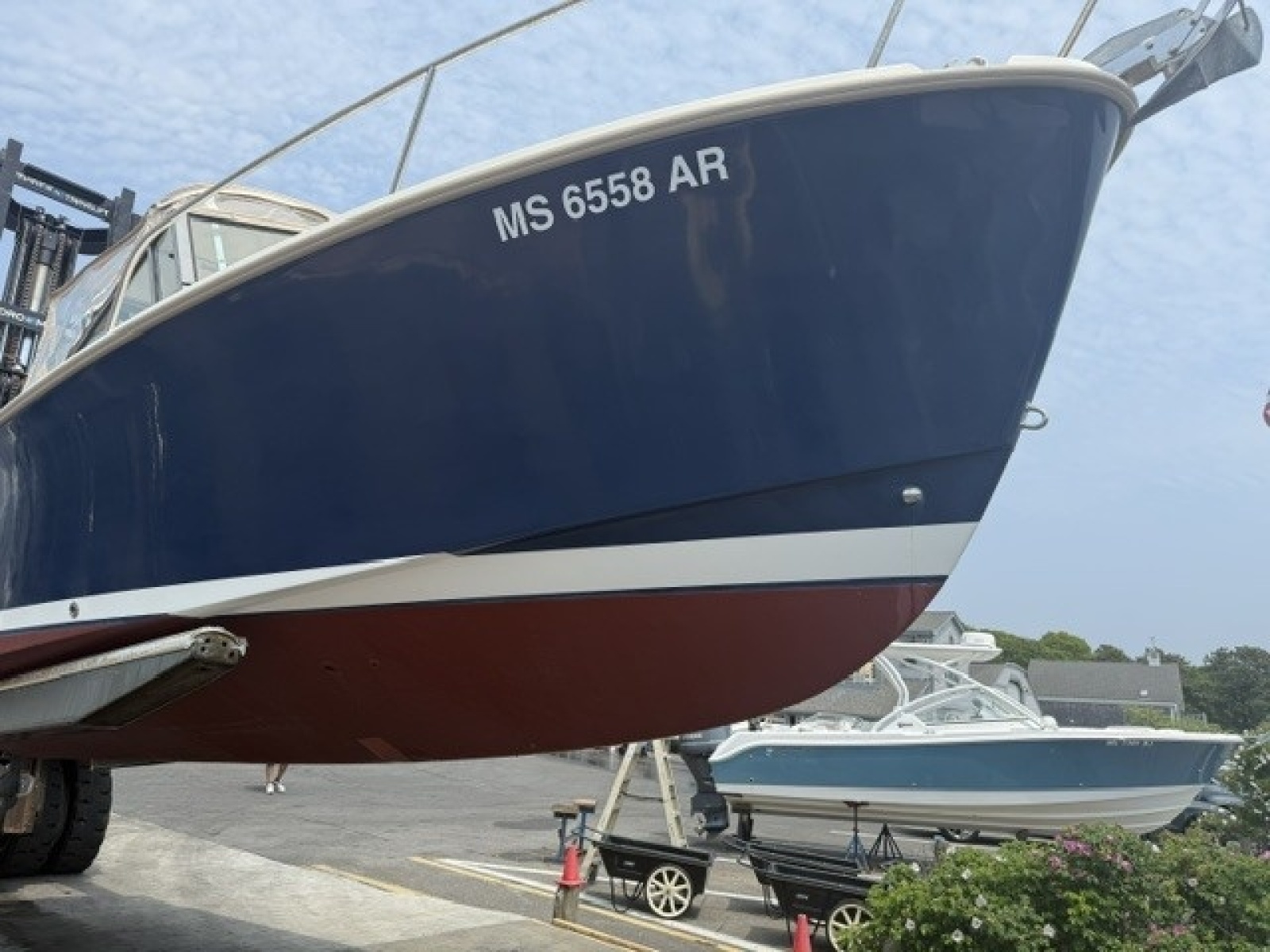 24' 2005 Holby Pilot 24