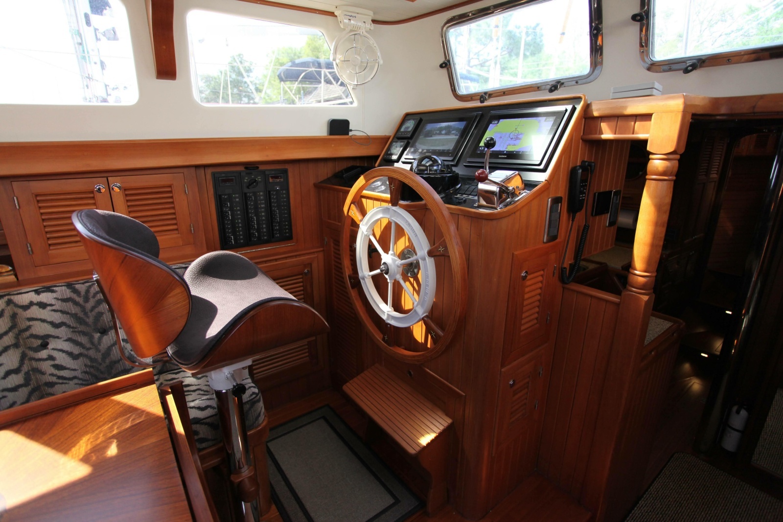 ldquo Gypsea Dancer rdquo  43ft Hampton Yacht For Sale