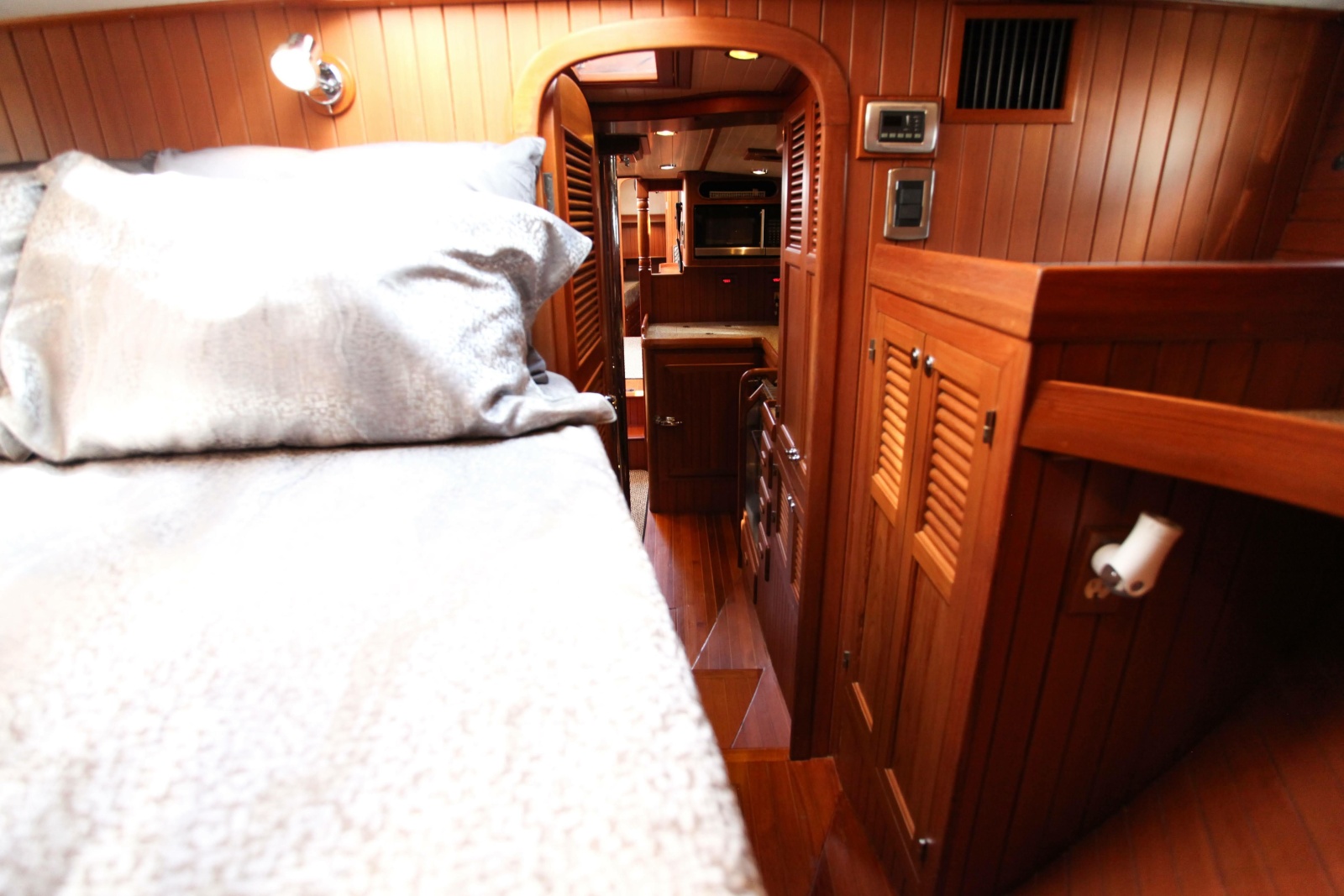 1997 Hampton 43