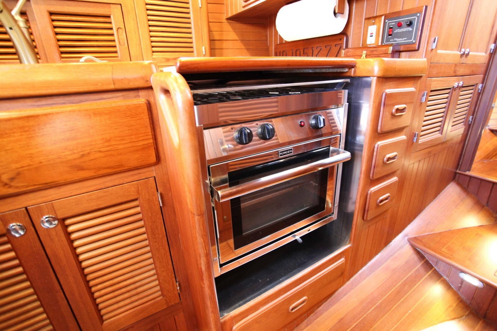 ldquo Gypsea Dancer rdquo  43ft Hampton Yacht For Sale