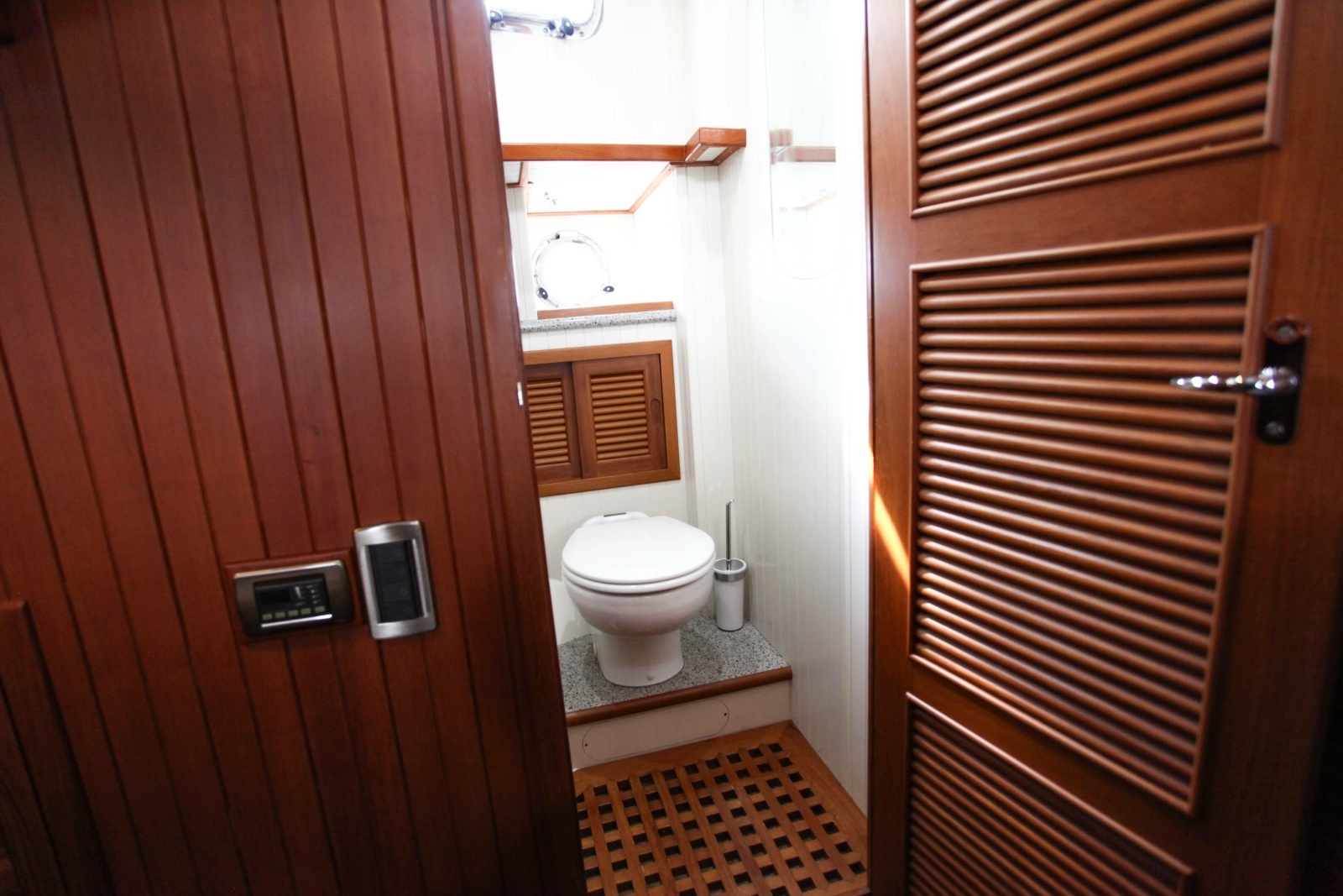 ldquo Gypsea Dancer rdquo  43ft Hampton Yacht For Sale