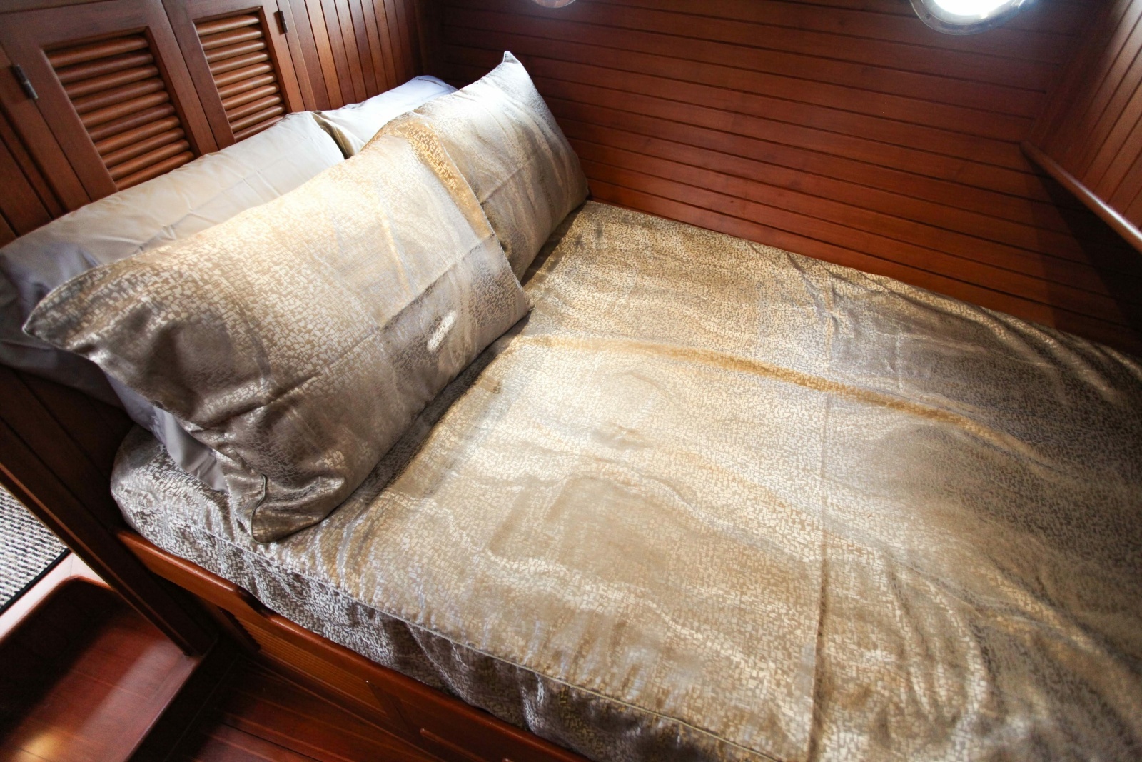 ldquo Gypsea Dancer rdquo  43ft Hampton Yacht For Sale