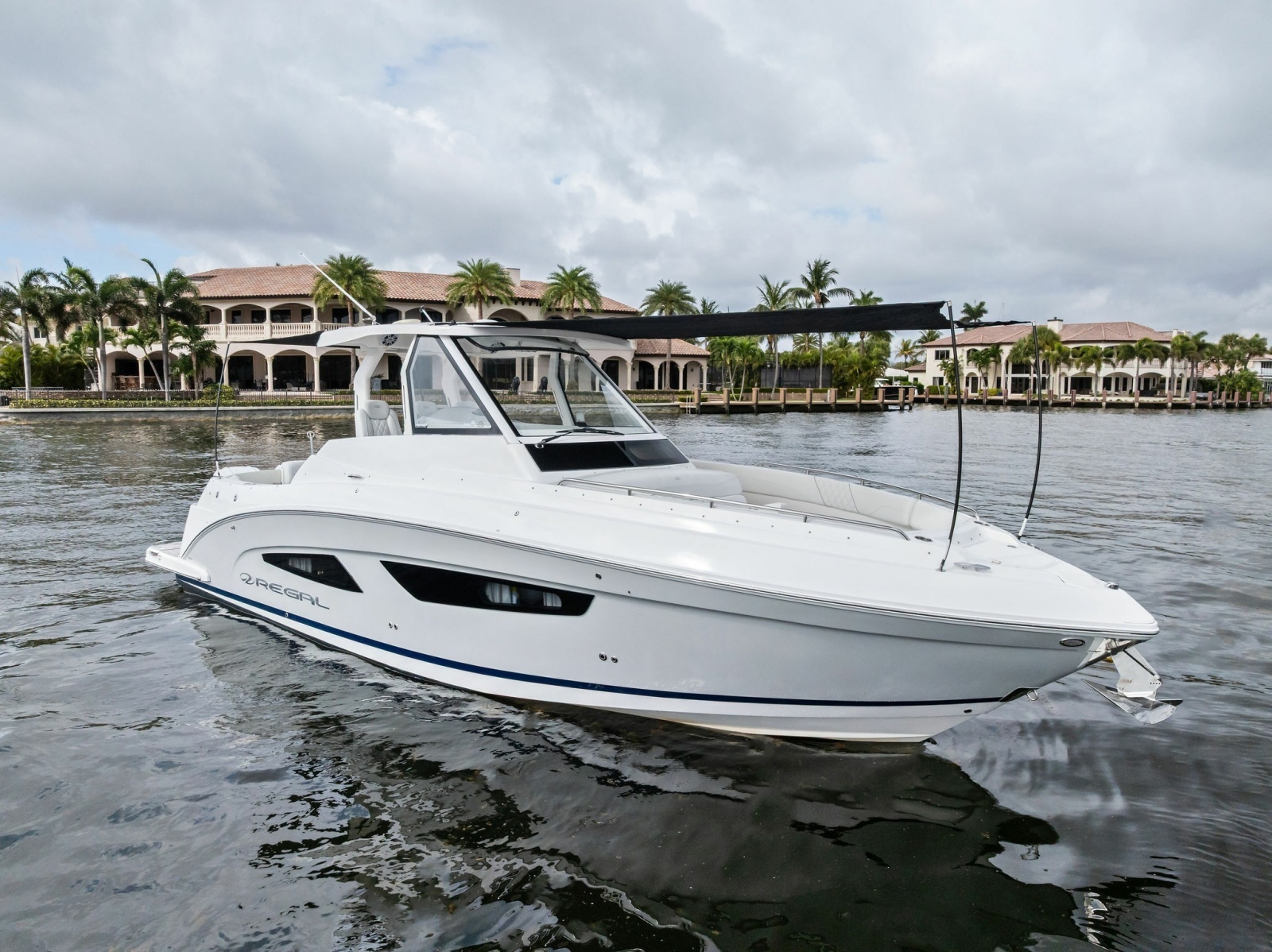 2022 Regal 33 SAV