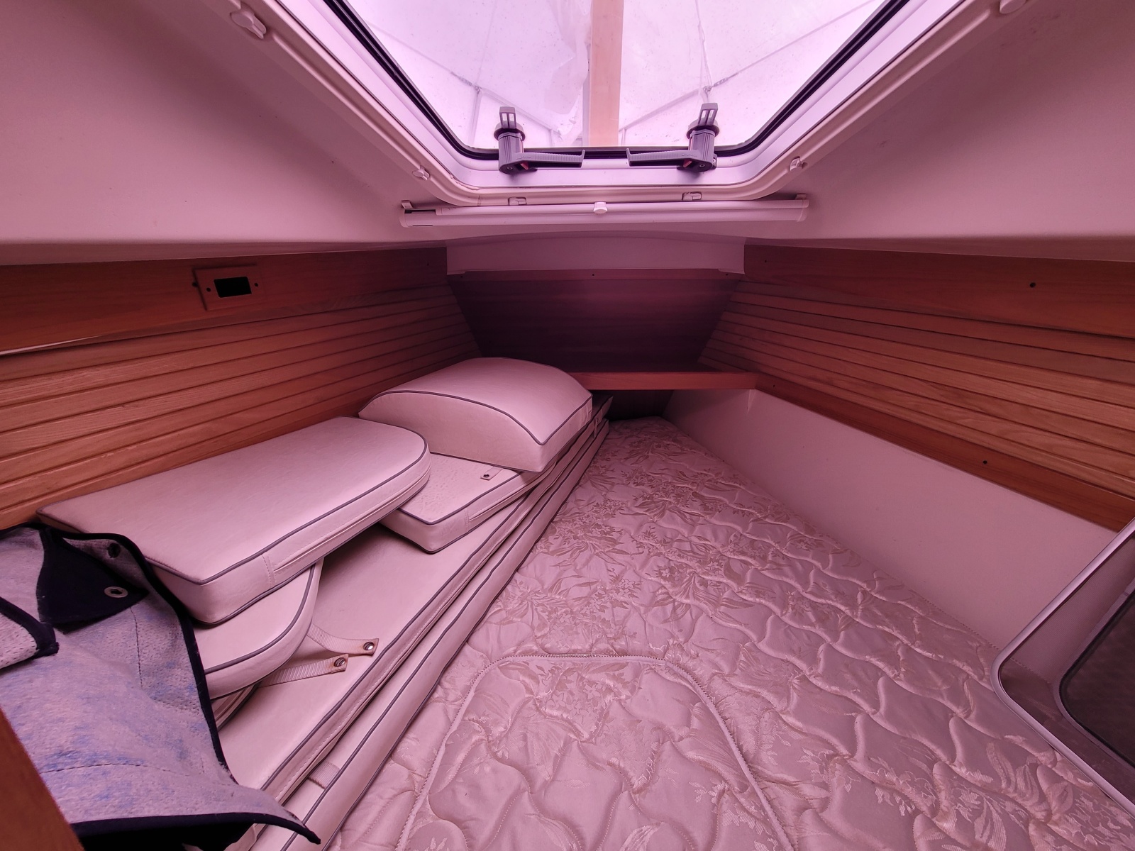 33' 2006 Catalina 320