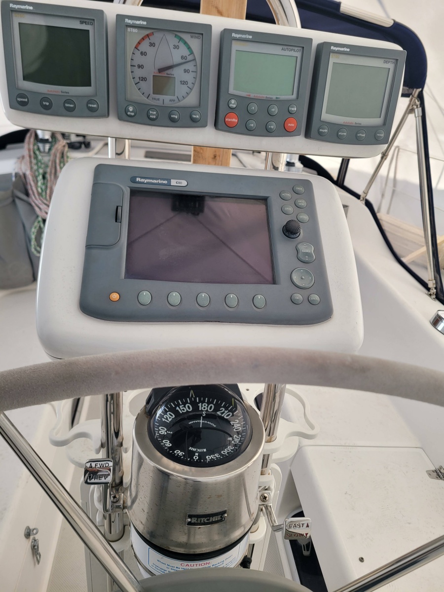 33' 2006 Catalina 320