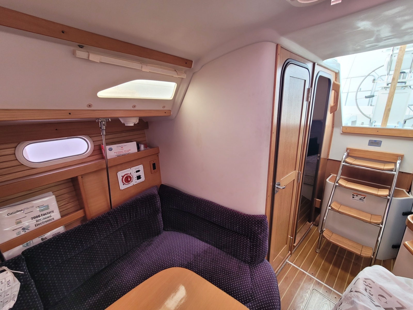 Escape II 33ft Catalina Yacht For Sale