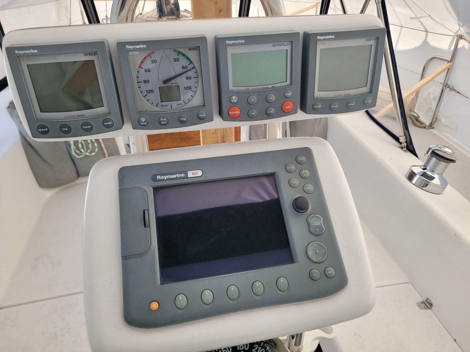 33' 2006 Catalina 320