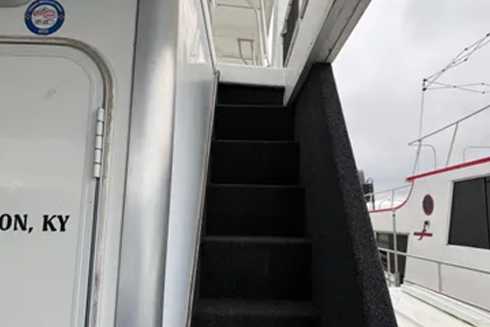 80ft Sharpe Yacht For Sale