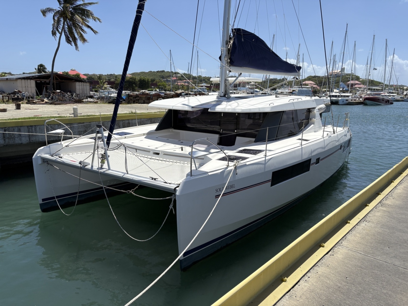 Soul Rebel 45ft Robertson  amp  Caine Yacht For Sale