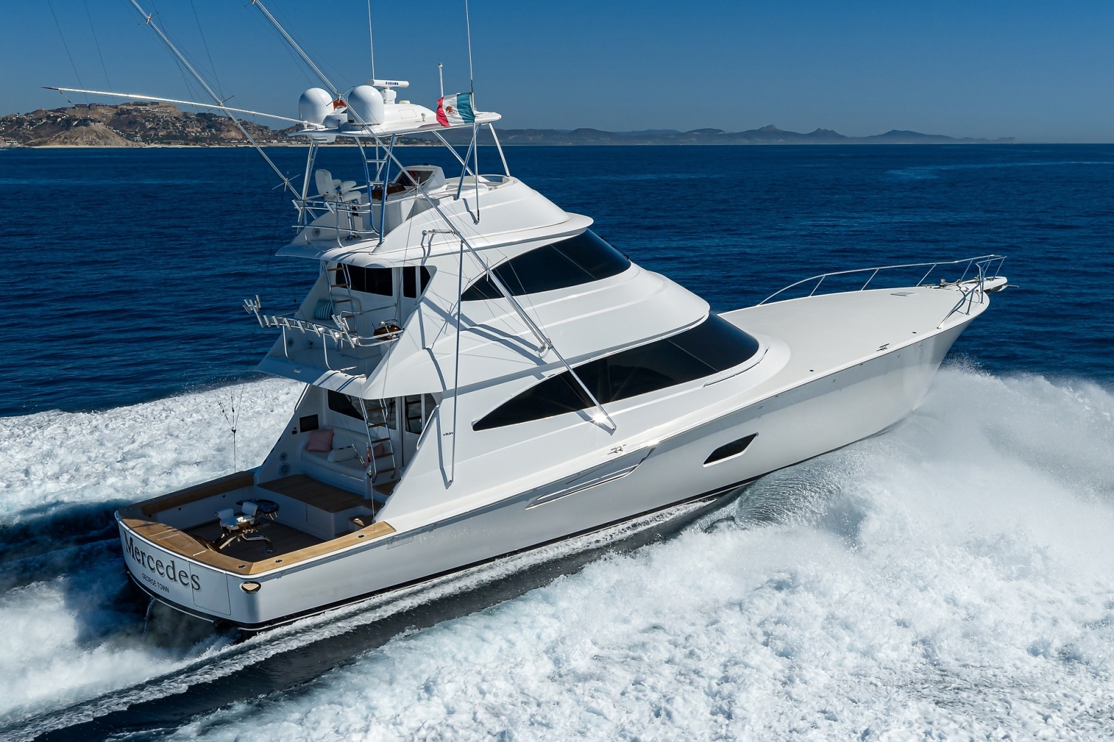 80' 2023 Viking 80 Skybridge