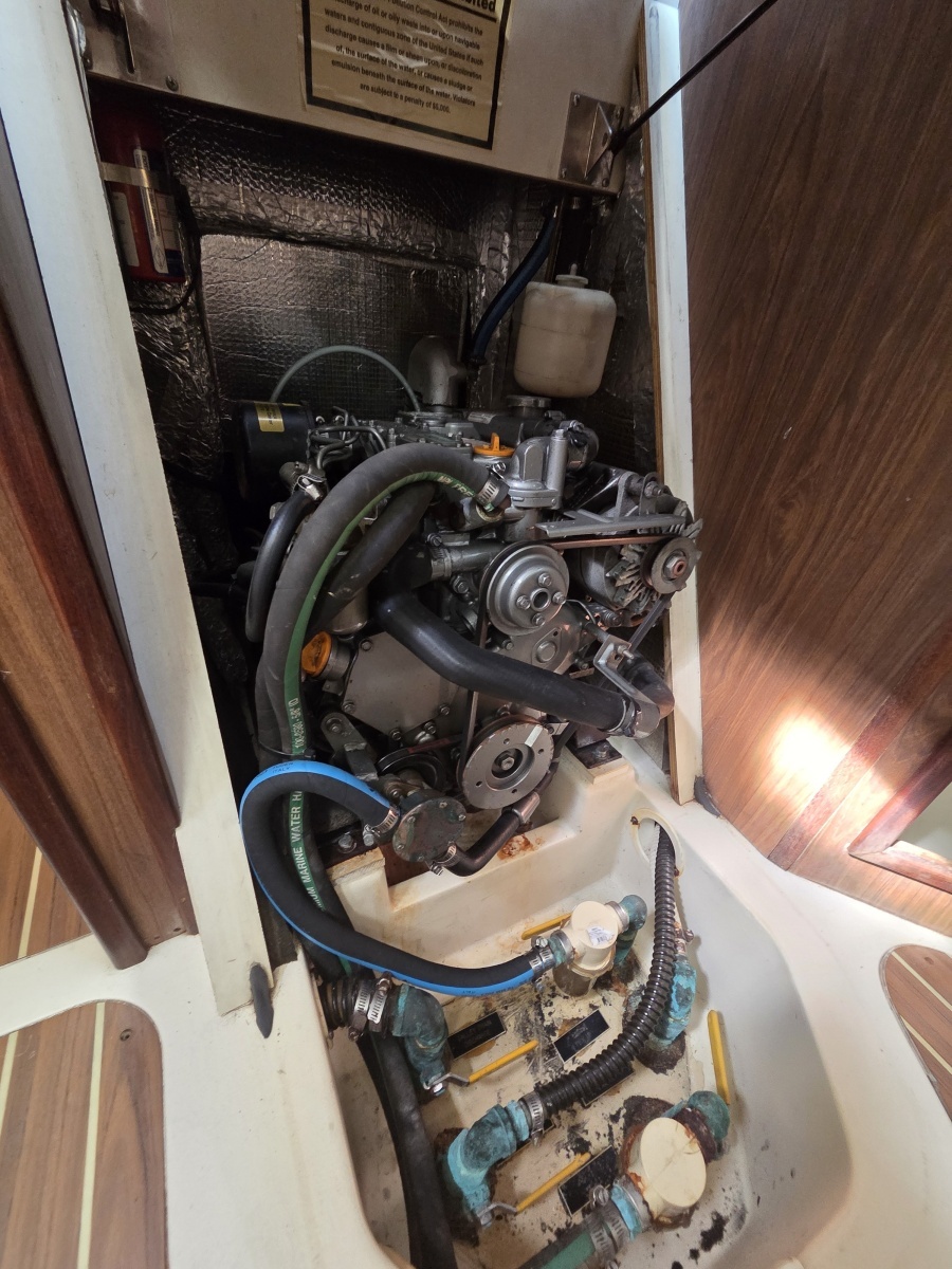 Kailani 31ft Hunter Yacht For Sale