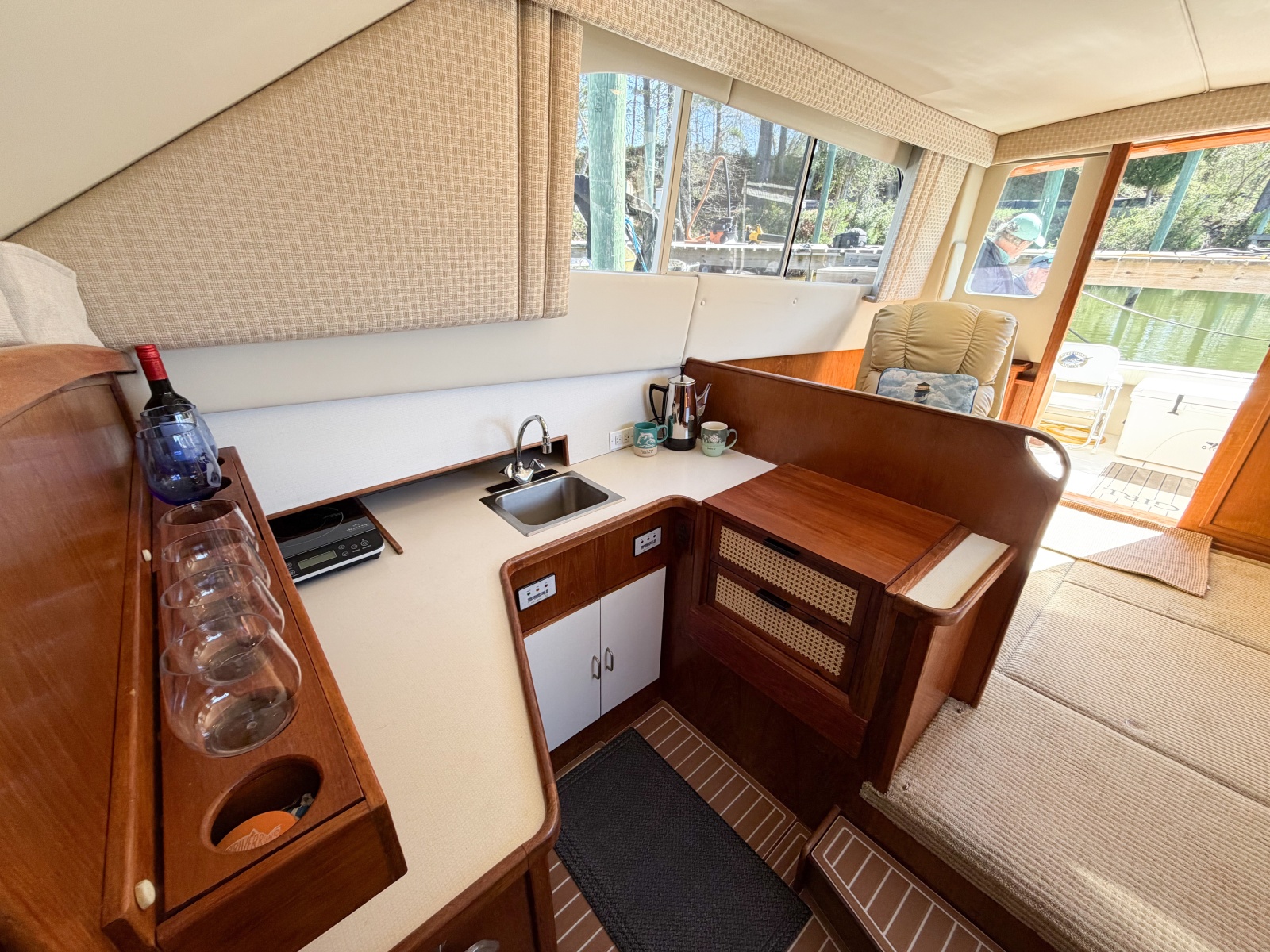 36' 1988 Pacemaker 36 Convertible