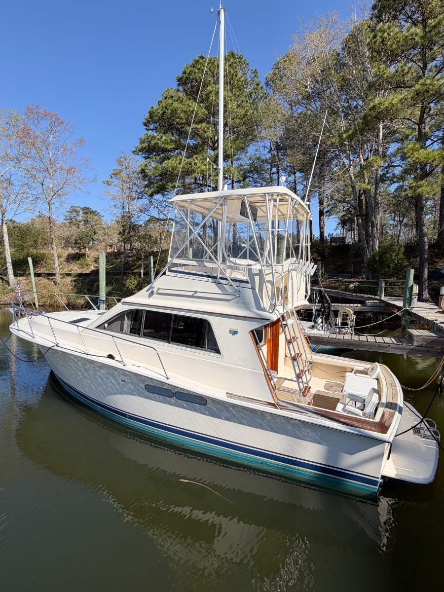 36' 1988 Pacemaker 36 Convertible