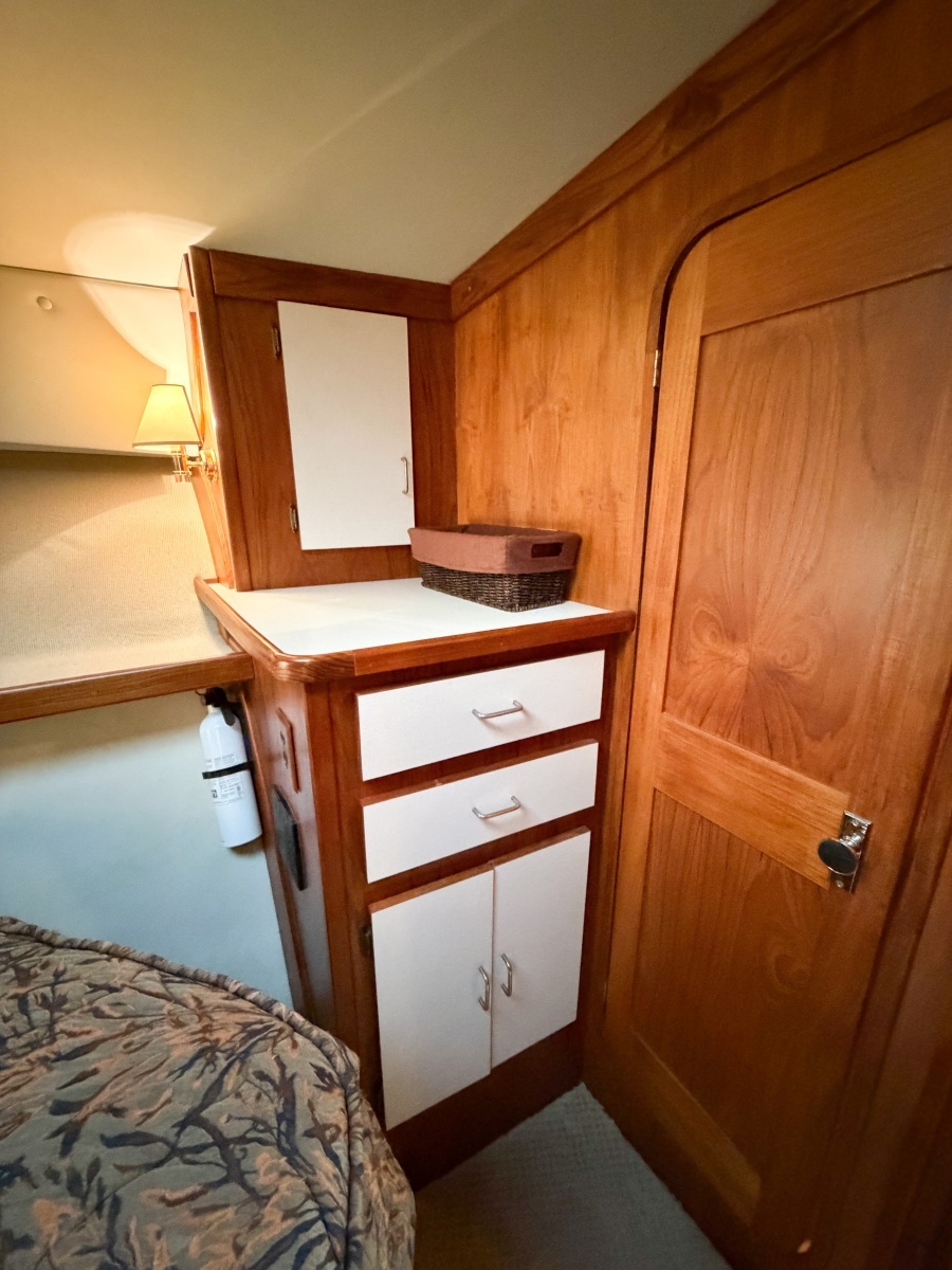 GONE GIRL 36ft Pacemaker Yacht For Sale