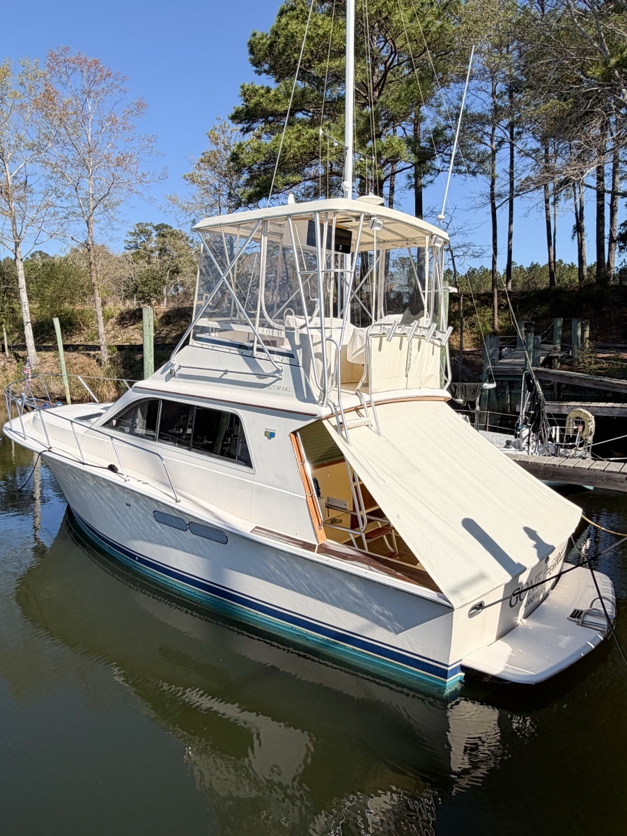 GONE GIRL 36ft Pacemaker Yacht For Sale