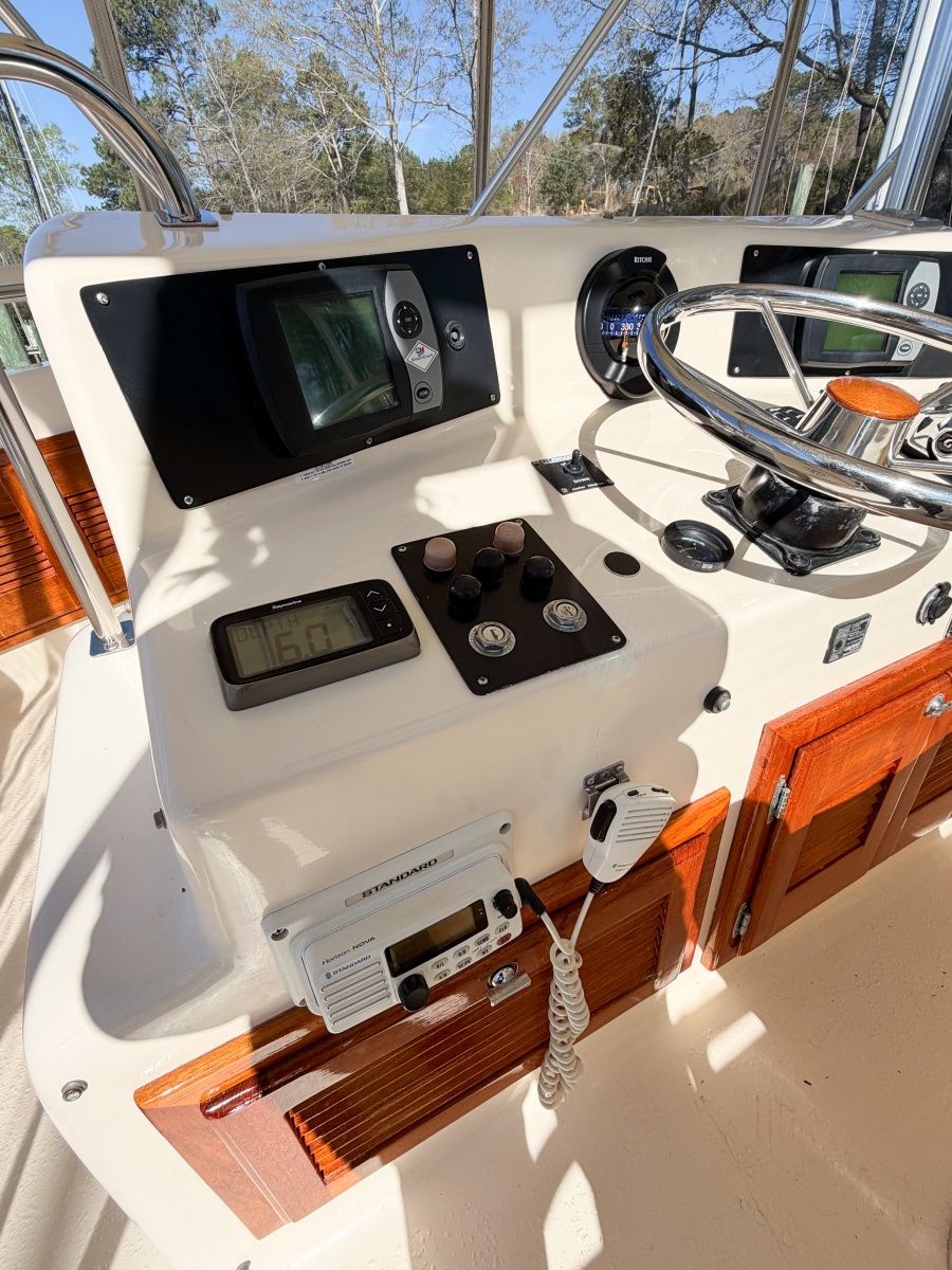 36' 1988 Pacemaker 36 Convertible