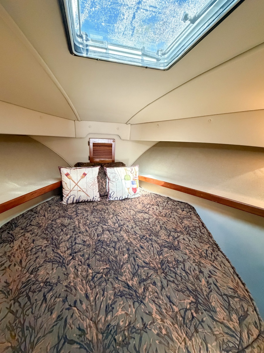 GONE GIRL 36ft Pacemaker Yacht For Sale